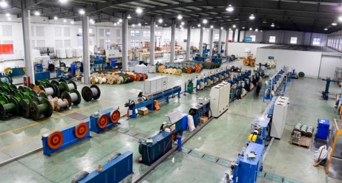 ADSS Au&szlig;enoptisches Kabel Einzelmodus MDPE-Optisches Kabel 24-Kern-Optisches Kabel Glasfaserkabel 14