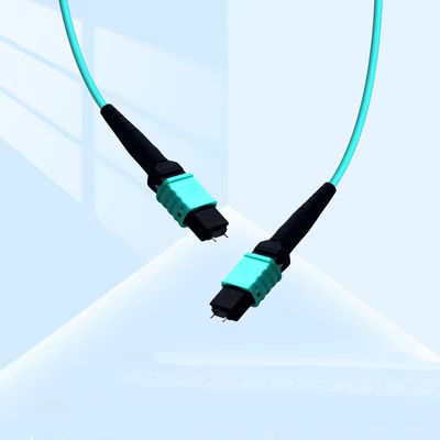 MPO/UPC - Männlich MPO/APC - Weiblich Glasfaserpatchkabel OM3 FTTH 12 Kerne Glasfaserpatchkabel